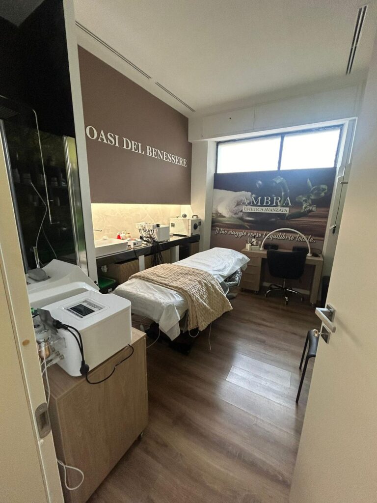 Trattamento di nanoplastia a Magenta